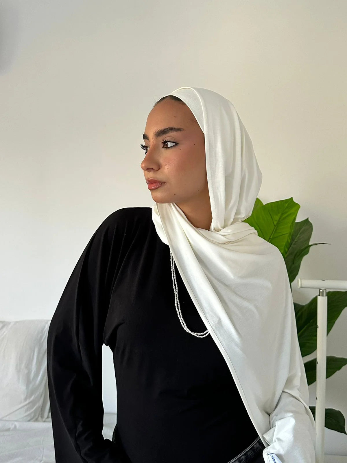 Off White Jersey Set ( scarf + inner cap )